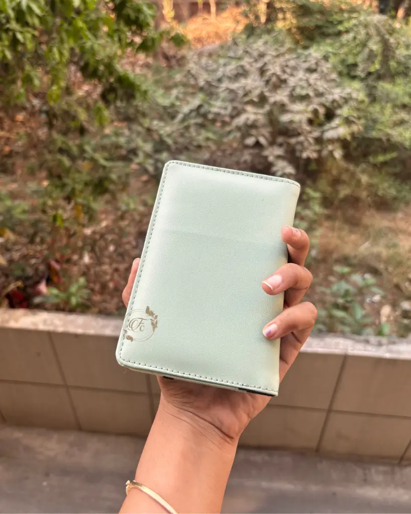 cool personalised wallets for men.webp