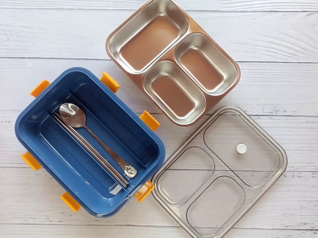 graphic design stickers on luch box.webp