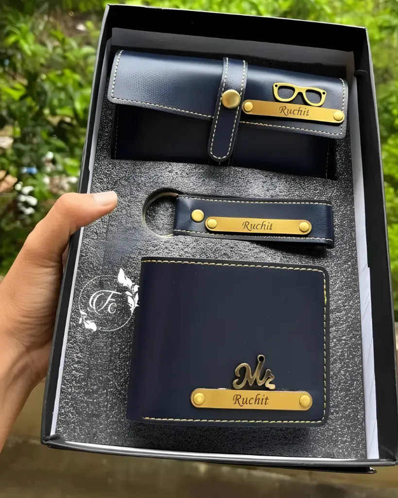 customised wallets with name
